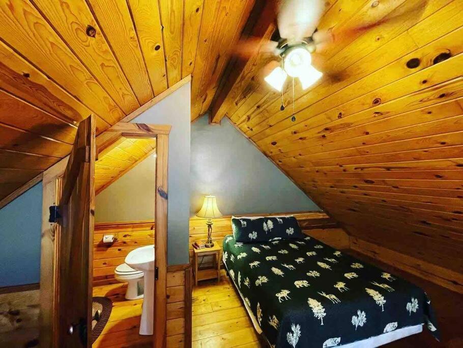 The Loft At Bear Mountain Log Cabins Юрика Спрингс Экстерьер фото