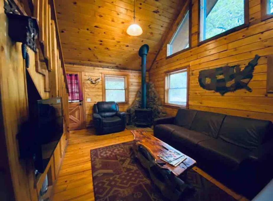 The Loft At Bear Mountain Log Cabins Юрика Спрингс Экстерьер фото
