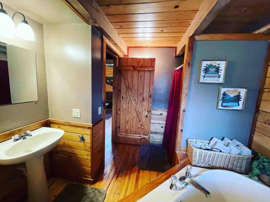 The Loft At Bear Mountain Log Cabins Юрика Спрингс Экстерьер фото